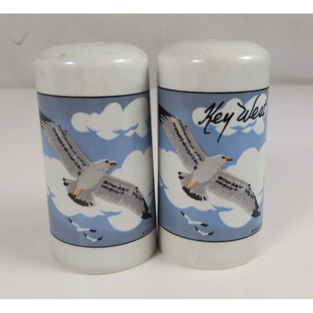 Vintage A Gift Corp Key West Seagulls Flying Souvenir Salt & Pepper Shakers